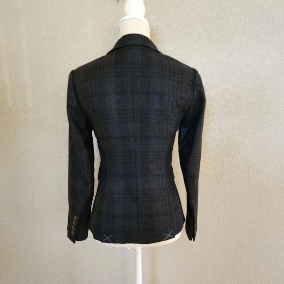 Loft Ann Taylor fitted plaid wool blazer Size 2Petite - Picture 9 of 10